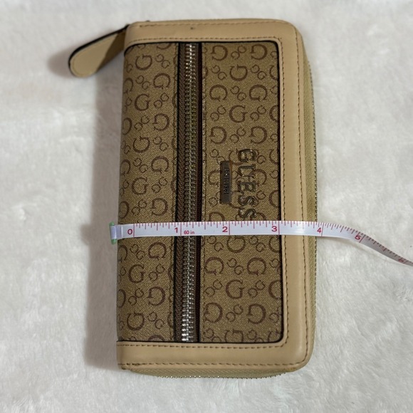 GUESS Womens Brown Monogram Logo Zip Around Wallet Tan Trim - Picture 7 of 9